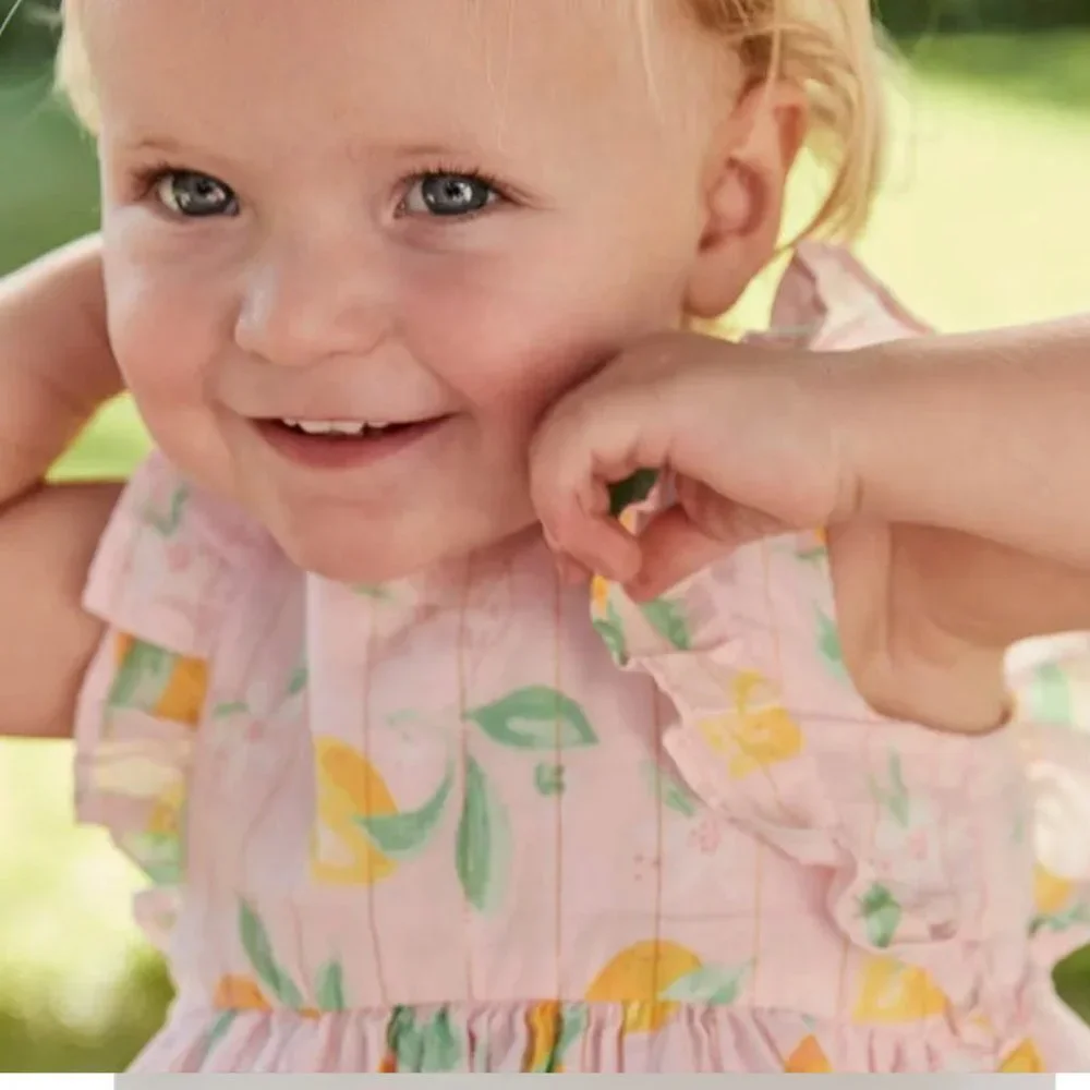 Oshkosh B'gosh Lemon Print Flutter Sleeve Lemon Dress 4T